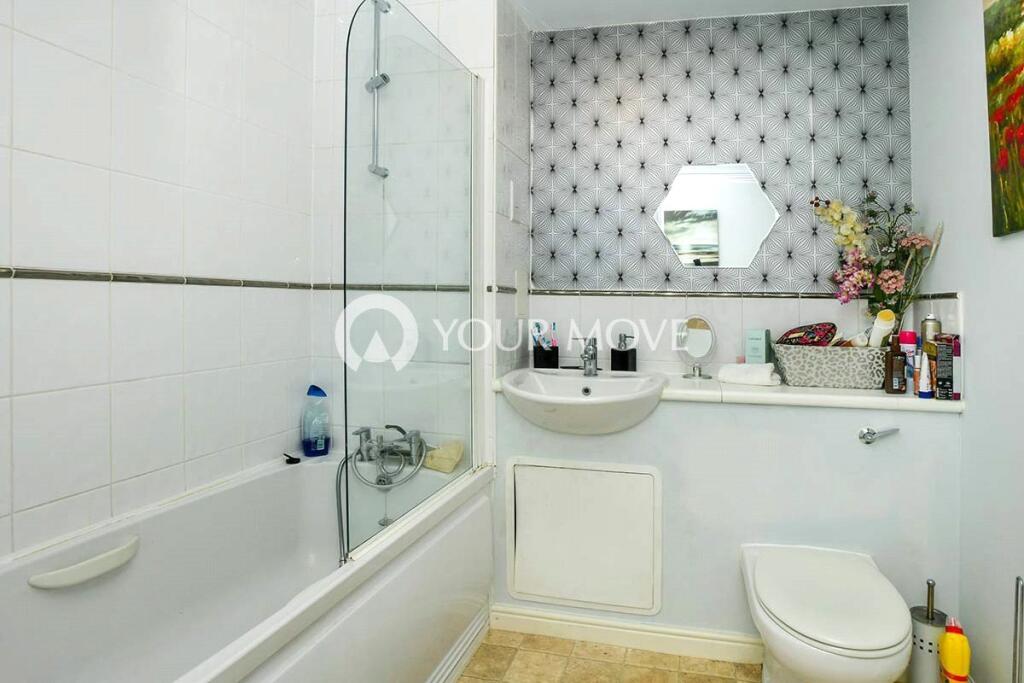 Apartment in Plymouth - View 3