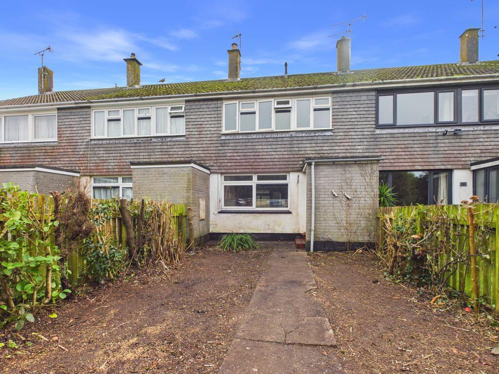 3-bed house on Heamoor, Penzance, Requiring modernisation, £190,000