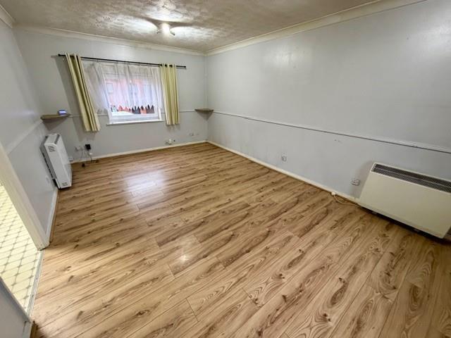 Apartment in Kettering, Avondale - View 2