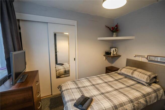 Bedroom (2)