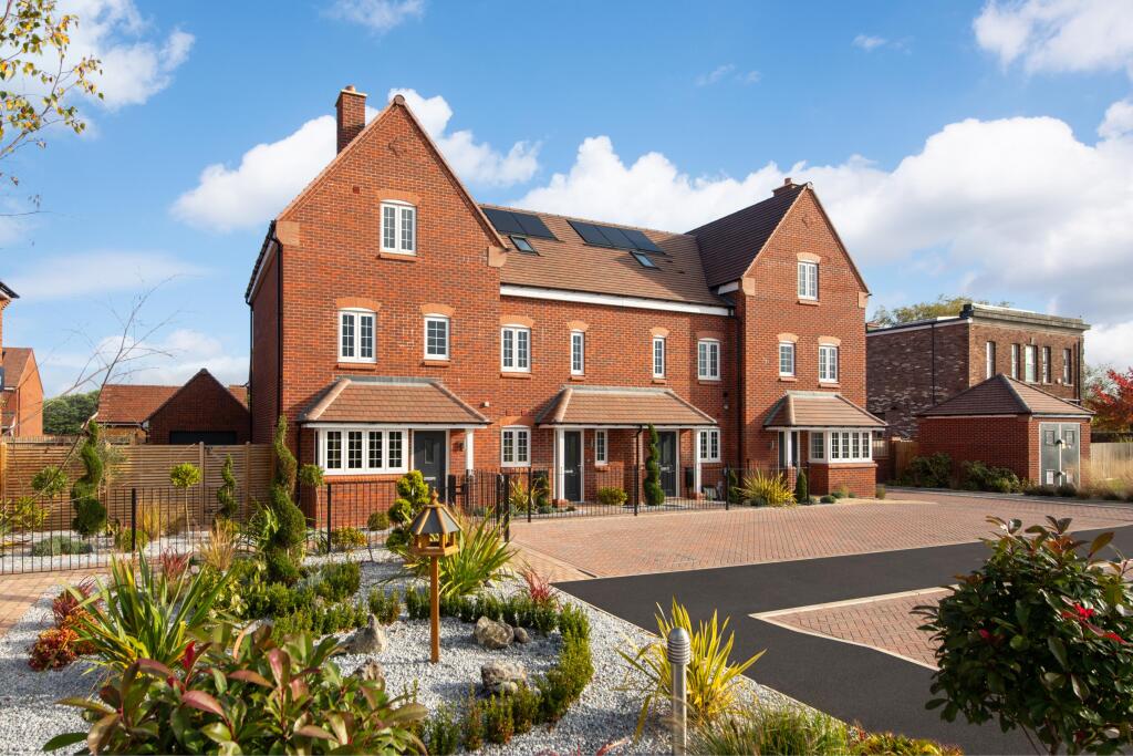 Main image of property: Hunnington, Worcestershire,
B62 0LF