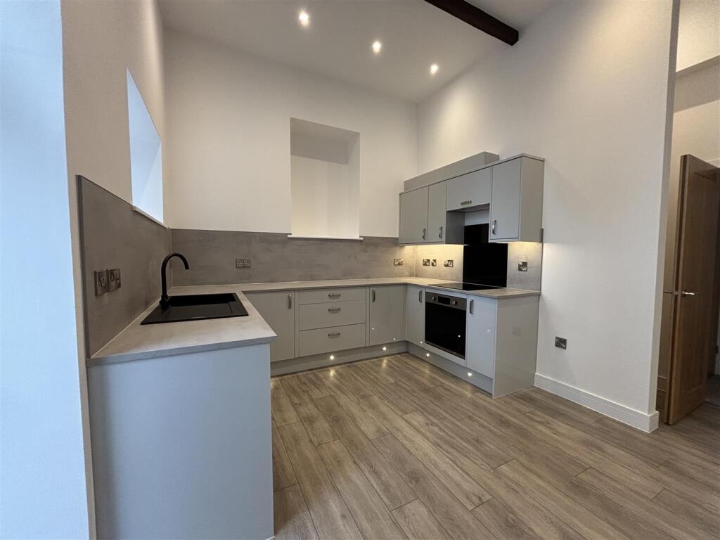 Main image of property: Argray Court,, Carvedras,, Truro,