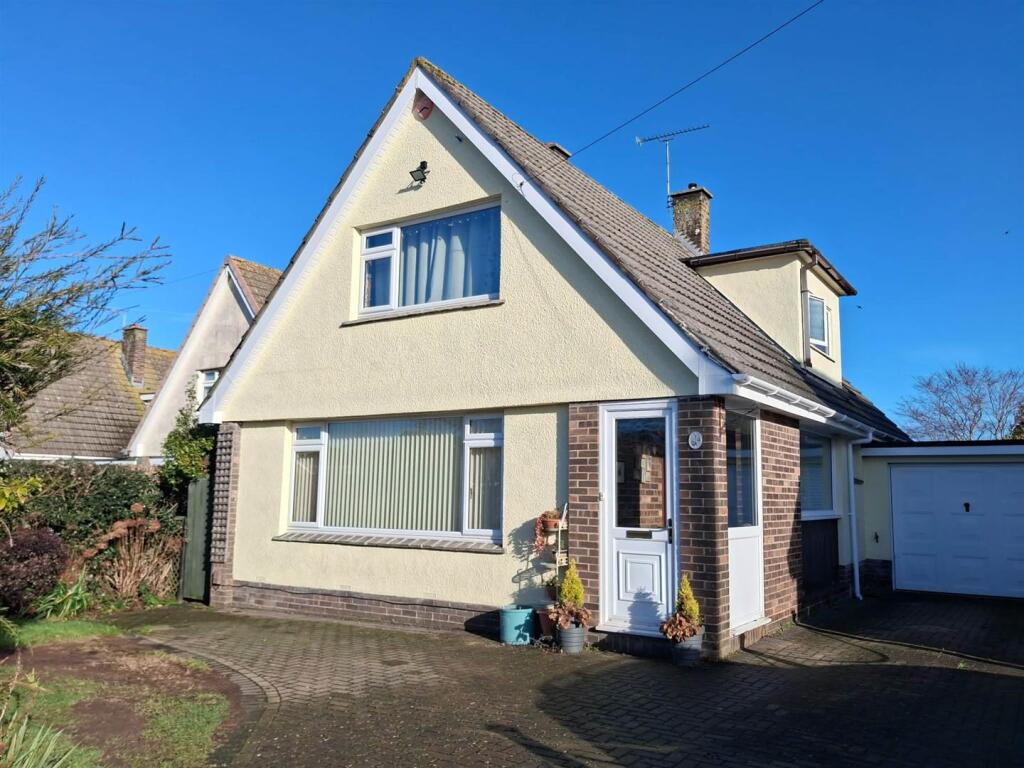 Main image of property: The Chimes, Nailsea