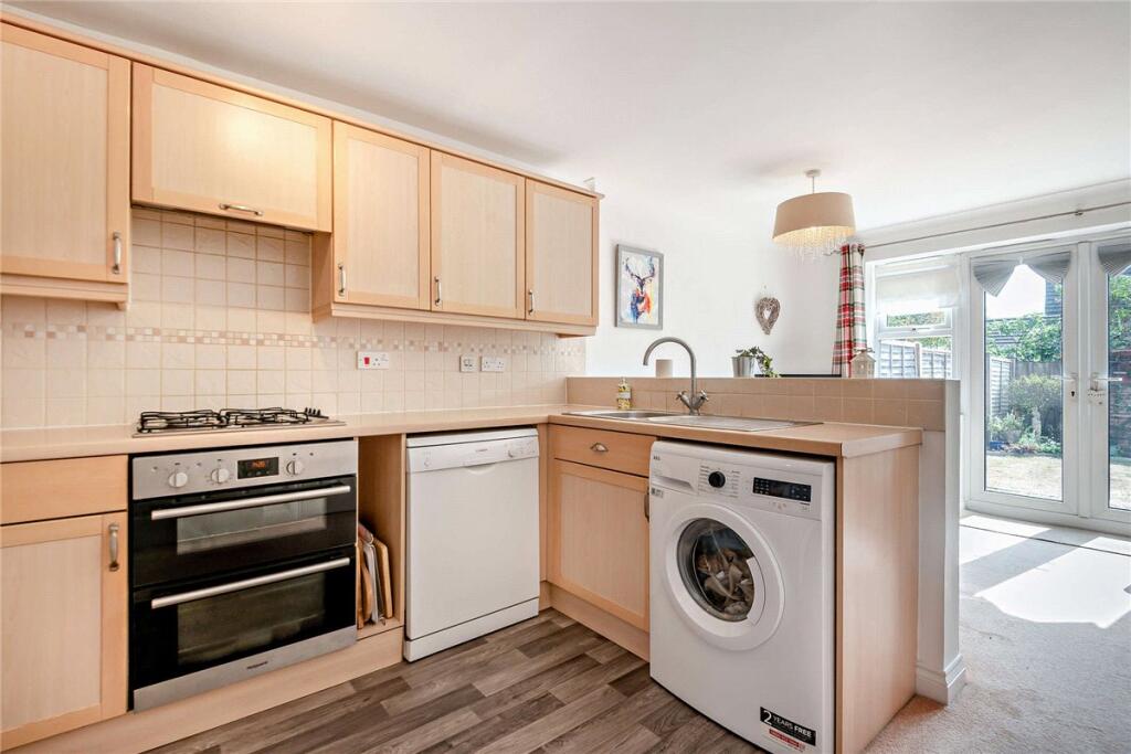 House in Thatcham, Colthrop - View 3