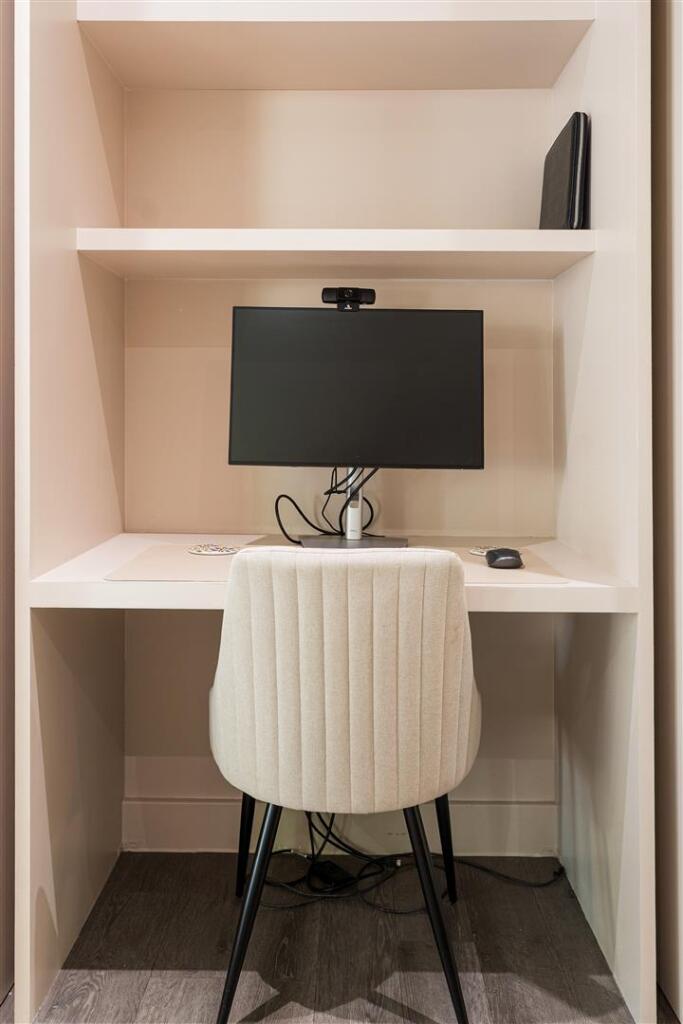 Apartment in London, Hoxton - View 4