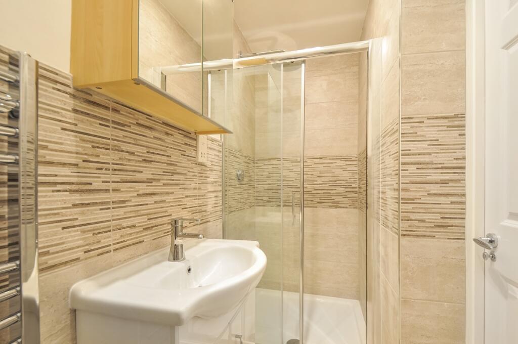 Apartment in St Albans - View 3