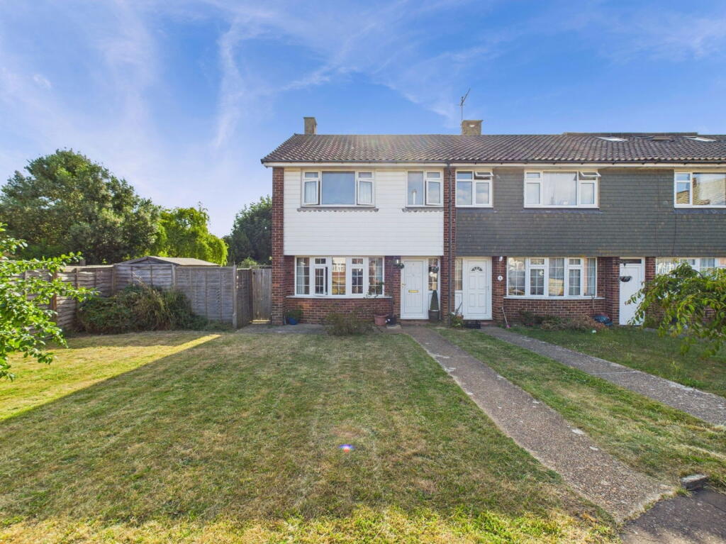 Main image of property: Pilgrims Close, Tarring, Worthing, BN14 7LP
