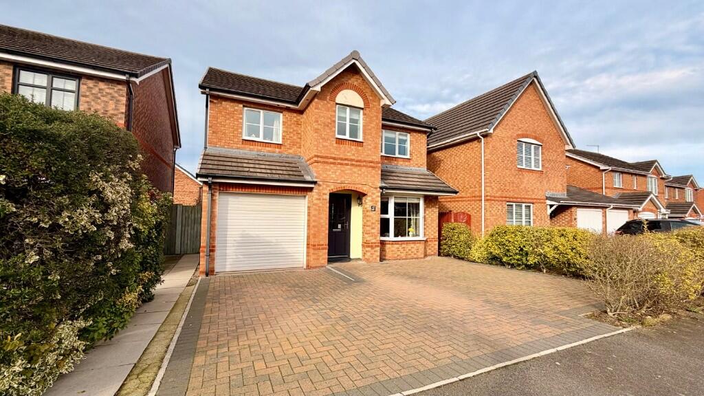 4-bed detached on Kentmere Avenue, TS12, £273,500