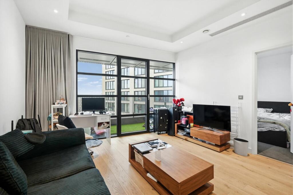 Main image of property: Bridgewater House, London City Island, London, E14
