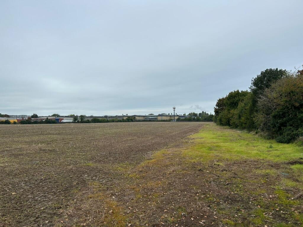 Heathrow Airport, Hatch Lane, Heathrow, West Drayton, UB7 - View 2
