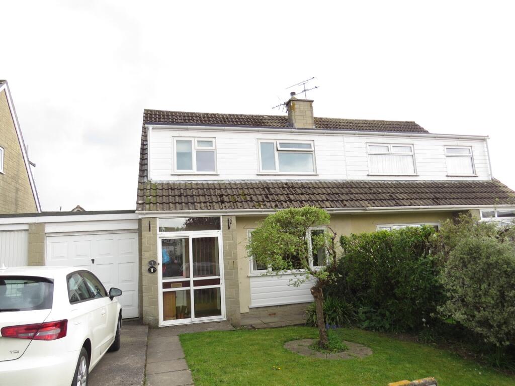 Stonewell Park Road, Congresbury, Bristol. BS49 5DP