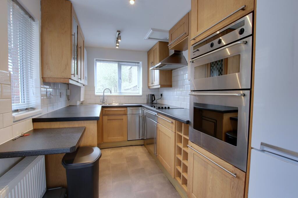 Gordon Road, Fareham photo 2