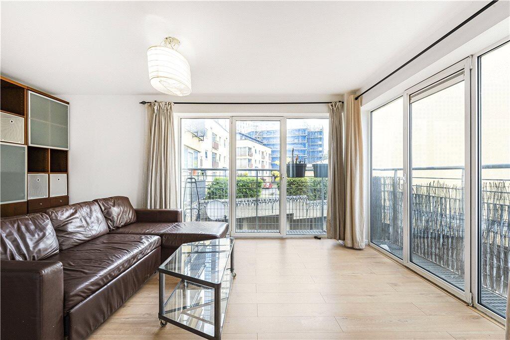 Main image of property: Garford Street, London, E14