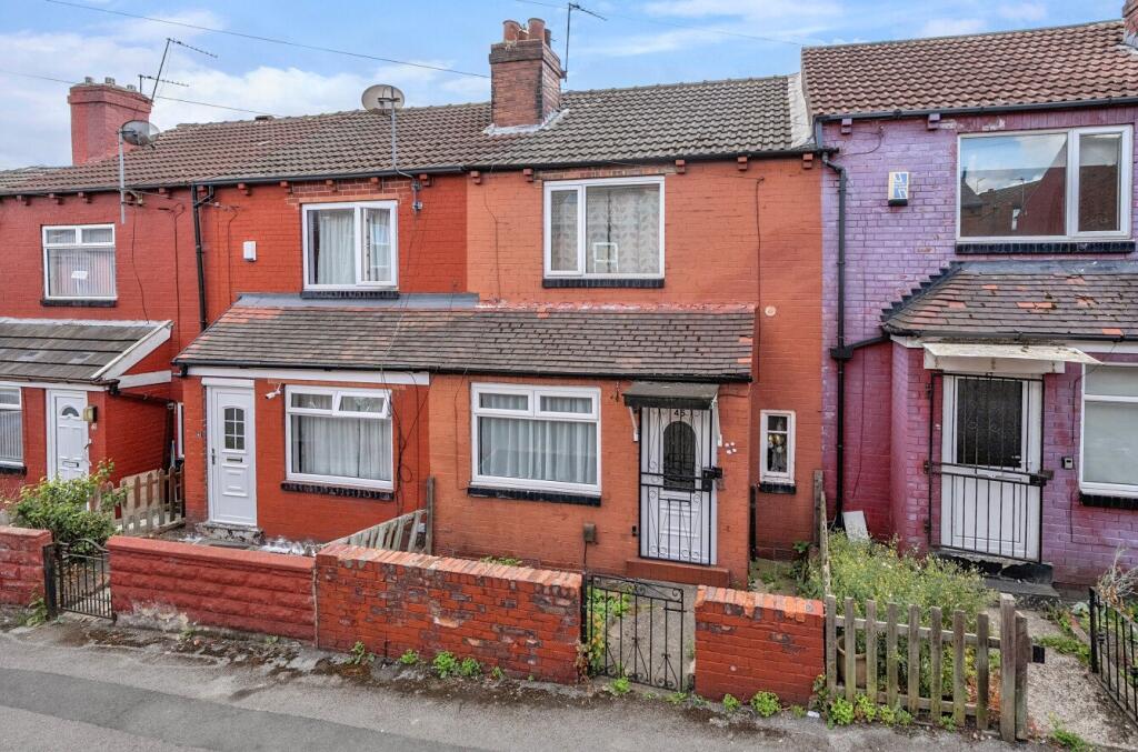 Main image of property: Aviary Grove, Armley, LS12