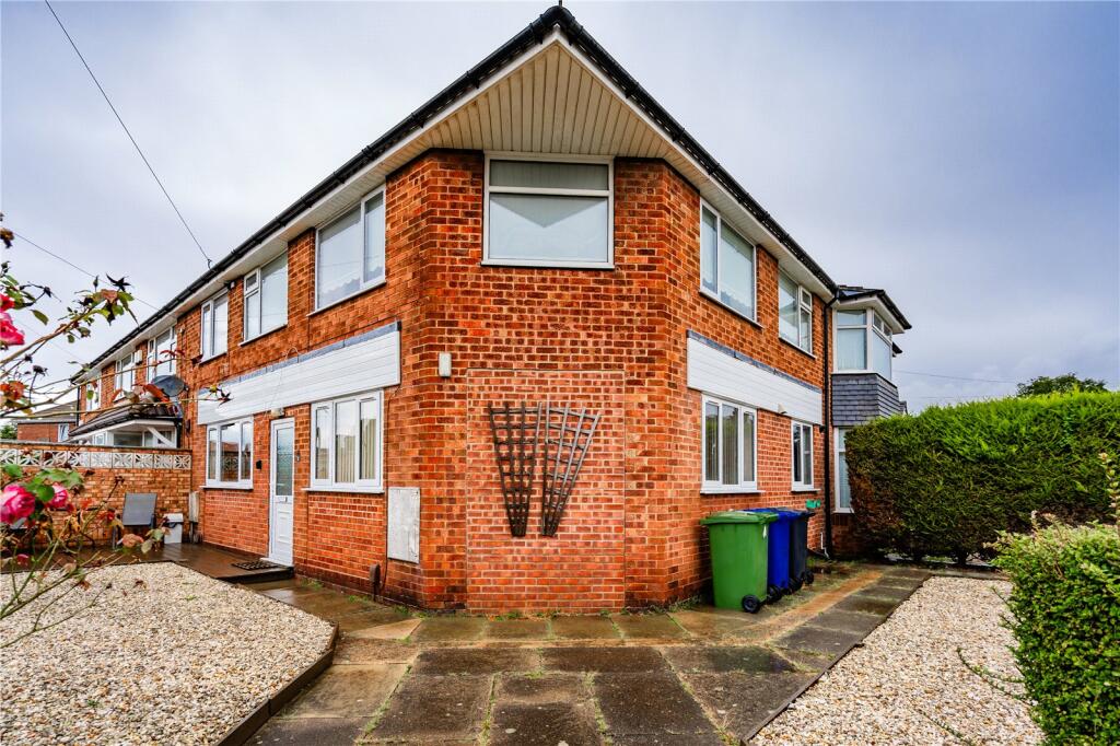 Main image of property: Bayswater Place, Grimsby, Lincolnshire, DN33