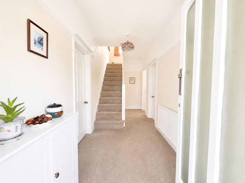 House in Wirral, Liverpool City Region - View 5