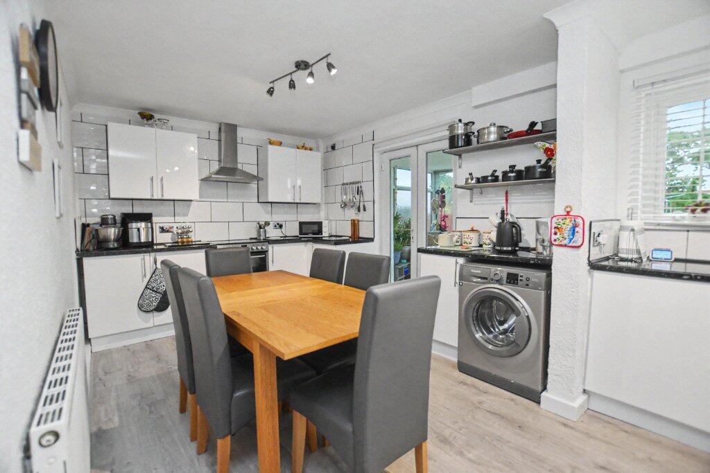 House in Wakefield, Moorhouse - View 3