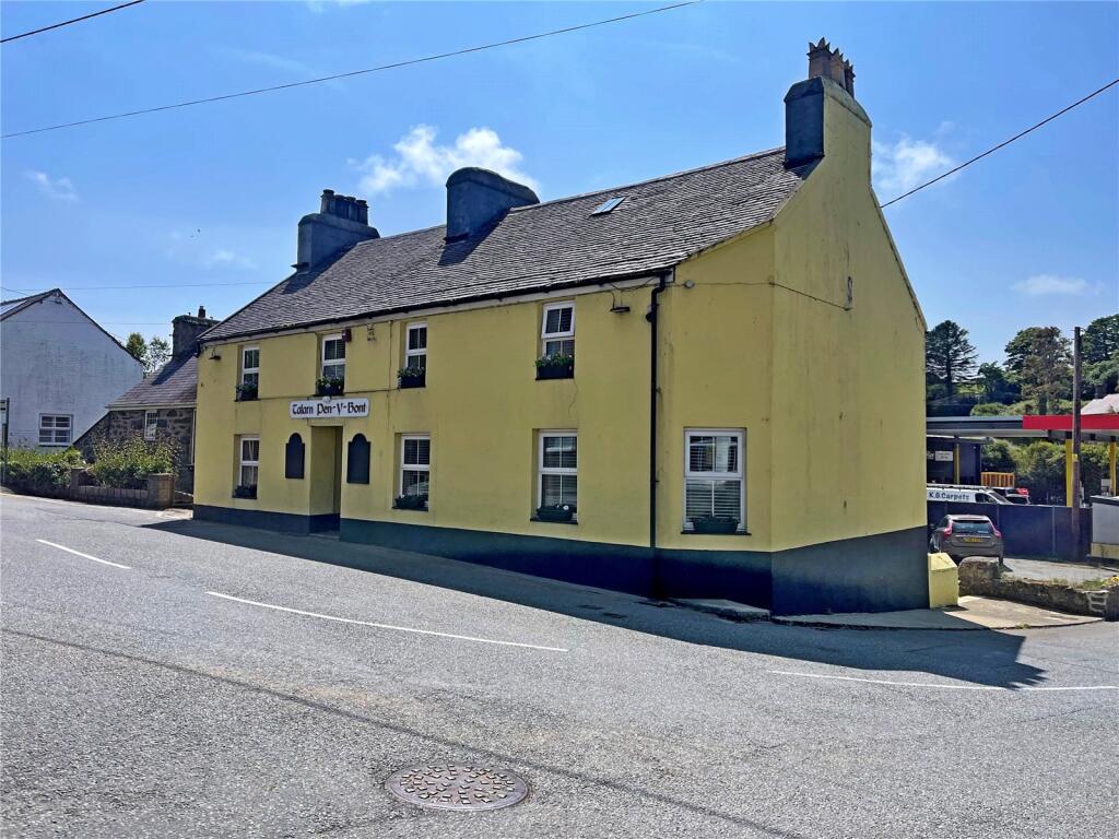 Main image of property: Sarn, Pwllheli, Gwynedd, LL53