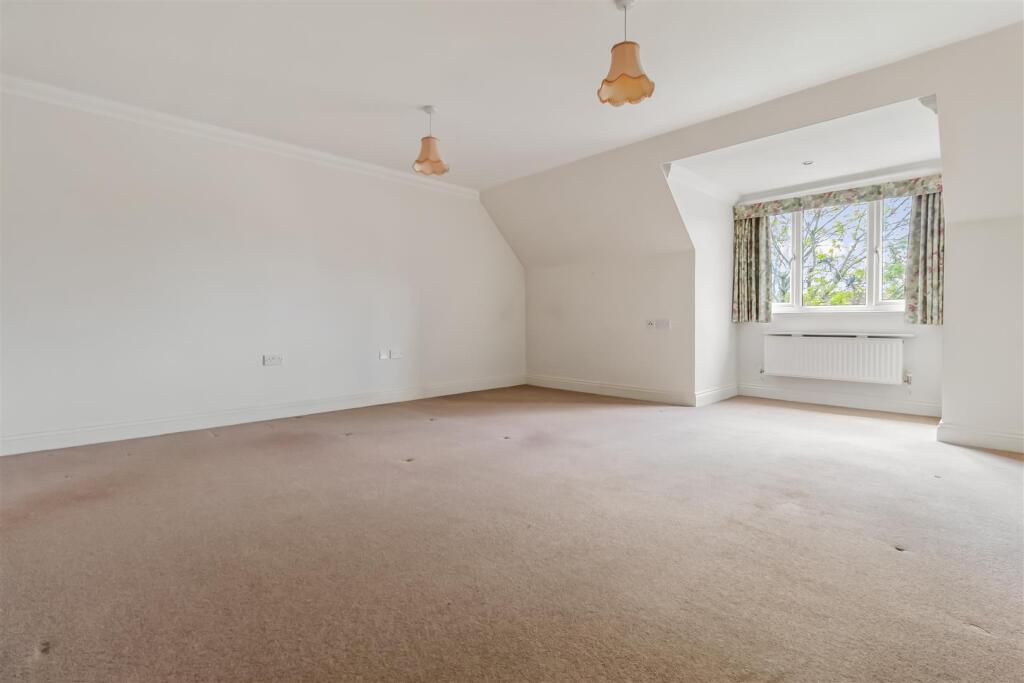 Cissbury Road, Broadwater photo 5