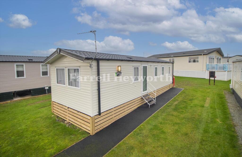 3-bed house on Ocean Edge Moneyclose Lane, Heysham, Morecambe, £35,995