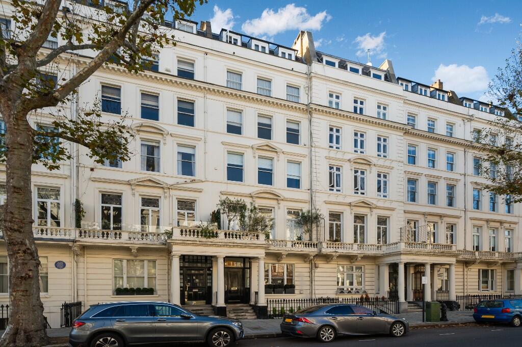 Main image of property: South Kensington 2B Flat, Queen's Gate, London, SW7