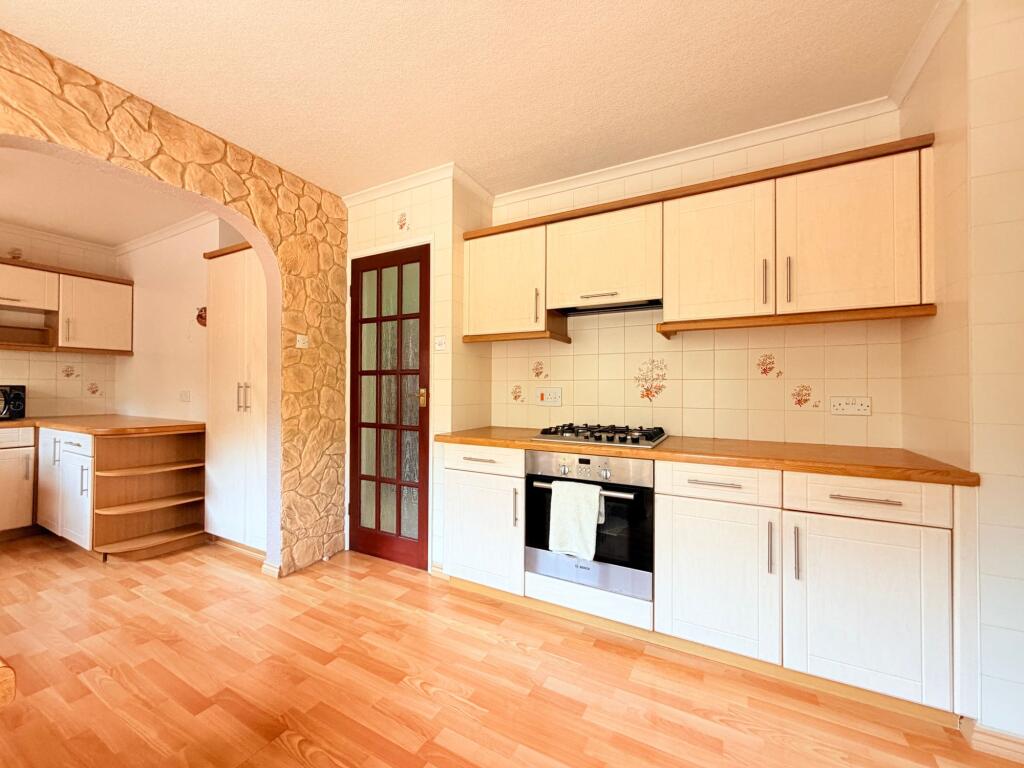 House in North Warwickshire, Chapel End, Hartshill - View 2