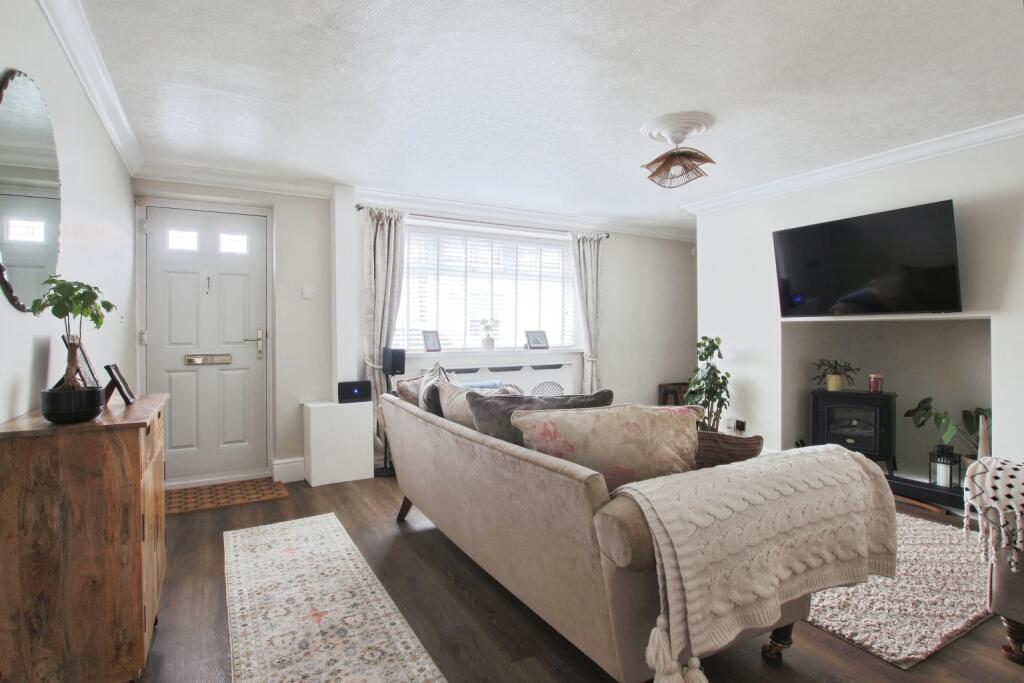 5, Greenshaw Lane, Patrington, Hull, HU12 0RL photo 3