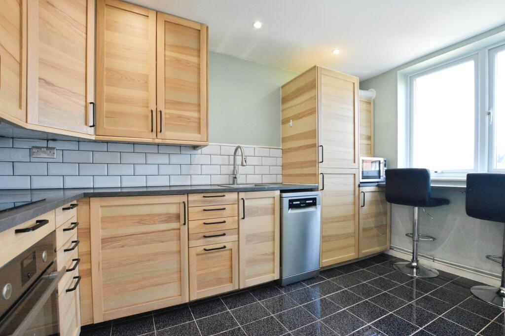 Main image of property: Camden House, Marlowes, Hemel Hempstead, HP1