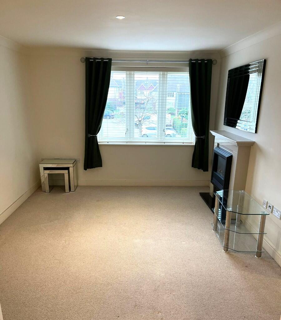 Gallagher Court, Merlin Way, Warwick, Warwickshire, CV34 6UR photo 3