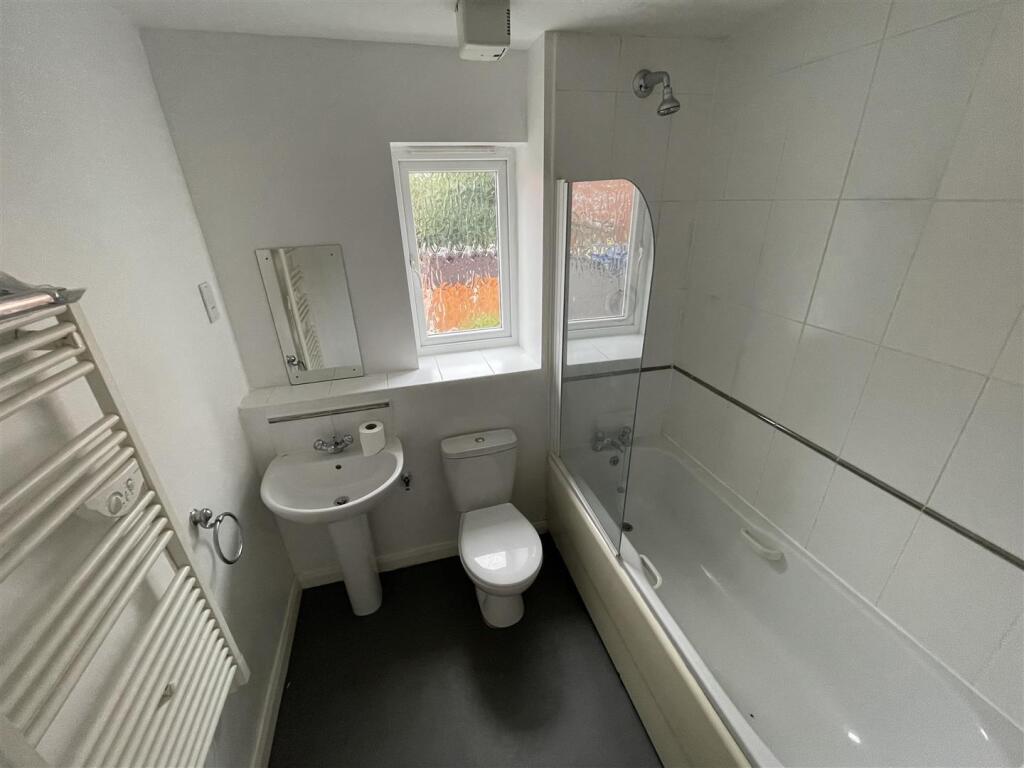 Additional image 4 of Warwick Road, Tyseley