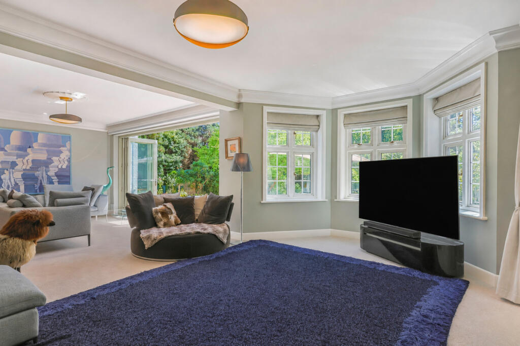 House in Bournemouth, Canford Cliffs, Poole - More