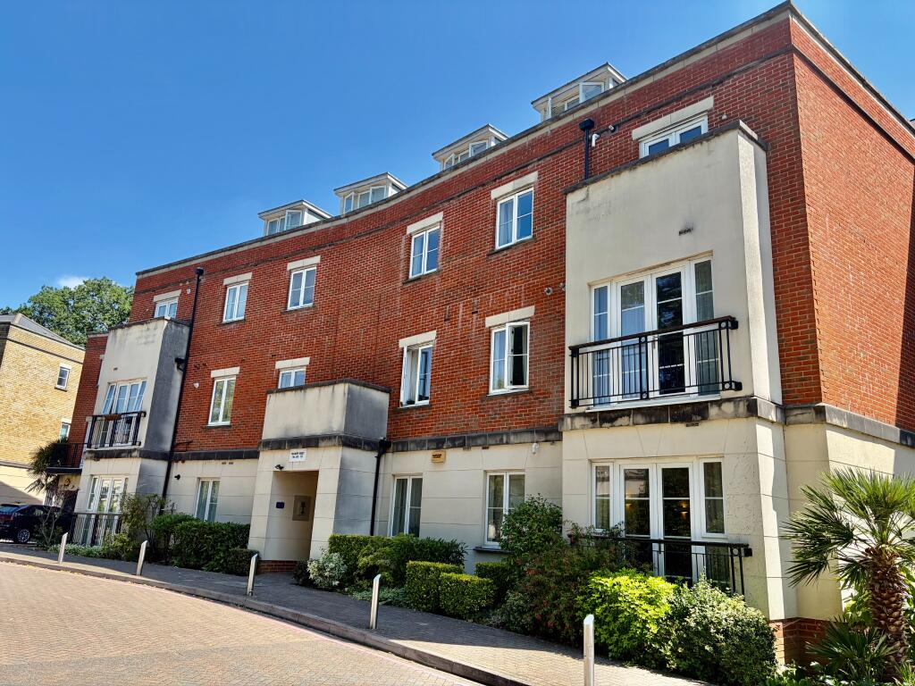 Main image of property: PROVIDENCE PARK, SO16
