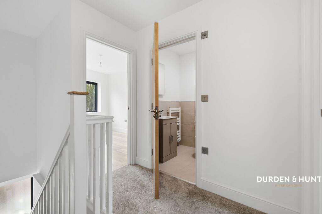4 bedroom end of terrace house for rent