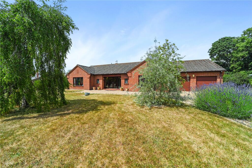 3-bed house on Grove Road, Bentley, Ipswich, Suffolk, IP9, £700,000