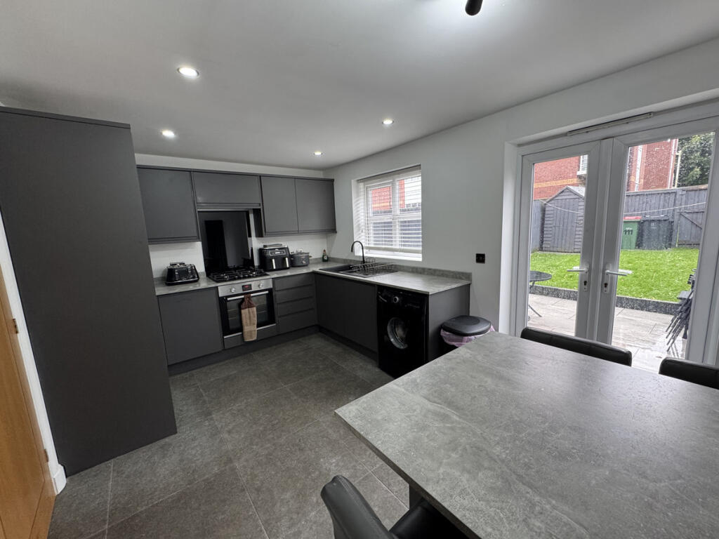 House in Preston - More