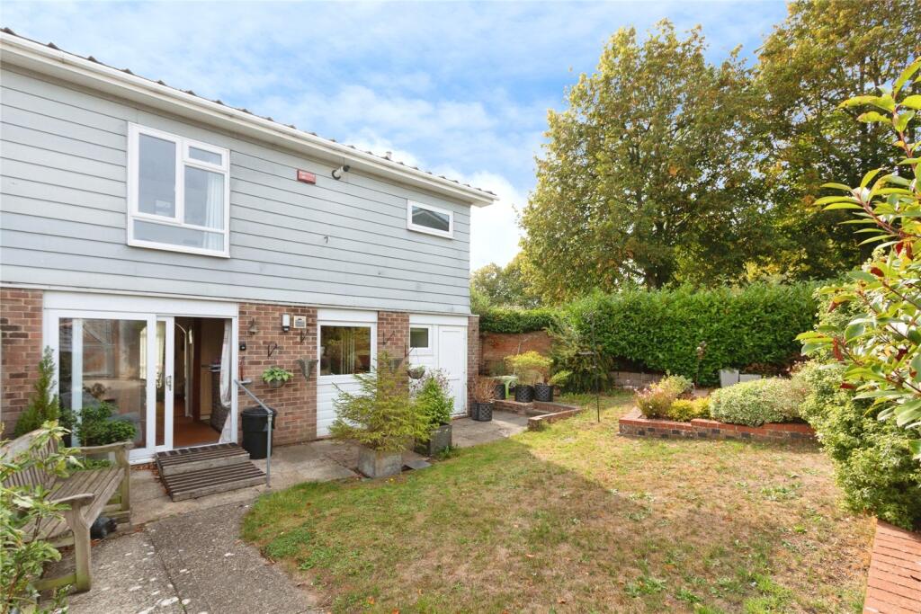House in Basingstoke and Deane, Basingstoke - View 4