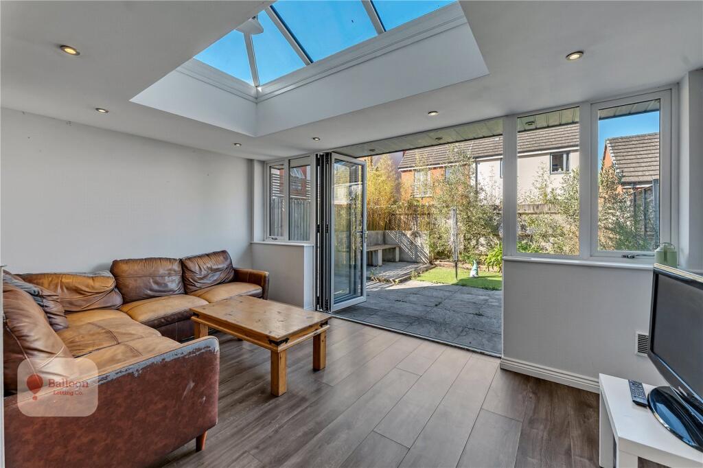 House in Bristol, Tallsticks, Stoke Park and Cheswick - View 4