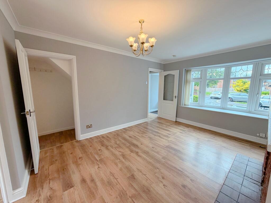 Barrington Close, Wolverhampton, West Midlands photo 2