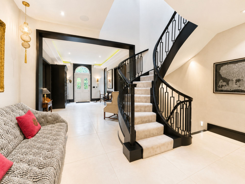 Devisdale Road, Altrincham, WA14 photo 4