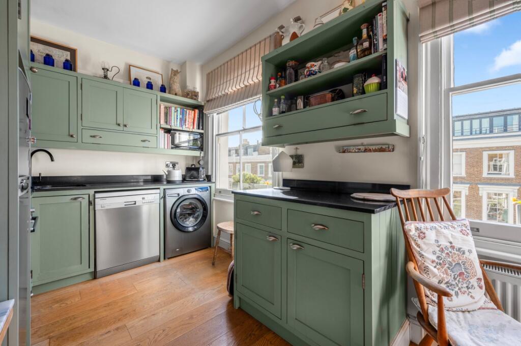 Chalcot Road, Primrose Hill, London photo 4