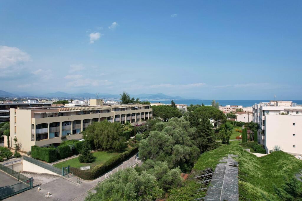 Main image of property: Provence-Alps-Cote d`Azur, Alpes-Maritimes, Antibes