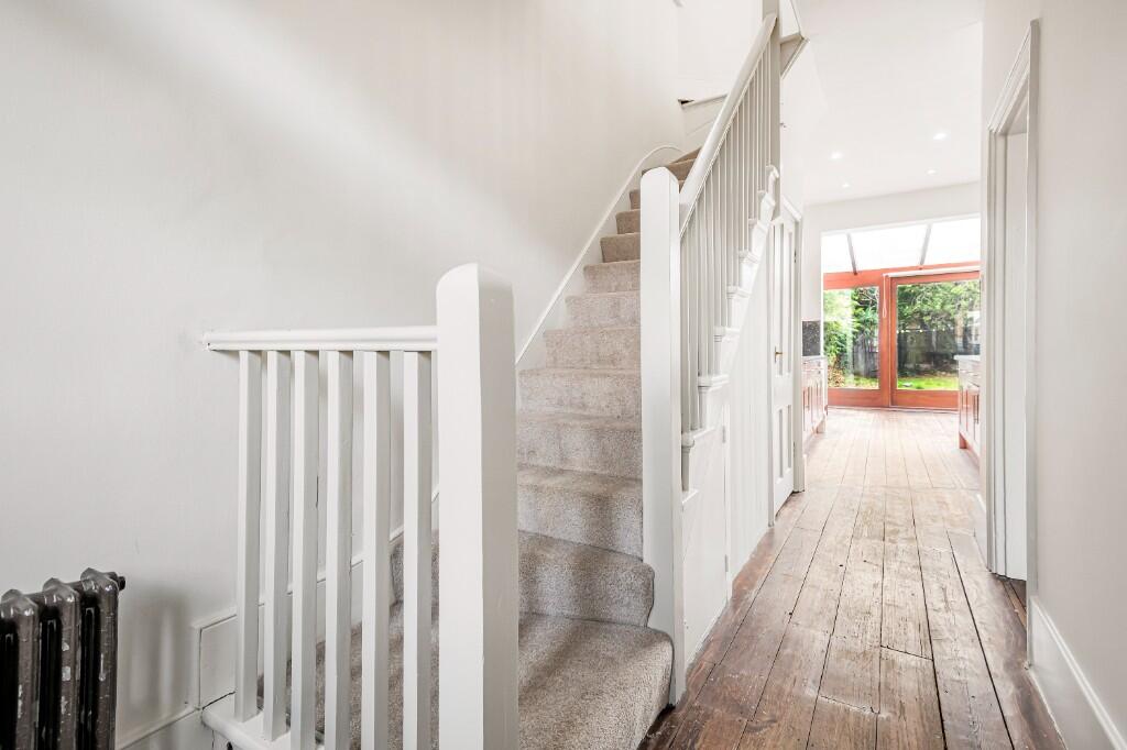 Gordon Road, London, E18 - View 2