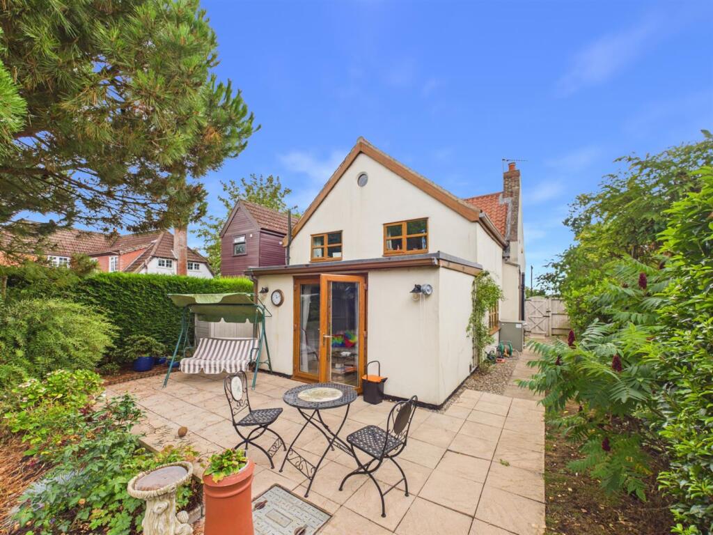 House in Doncaster - View 4