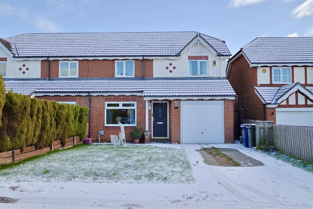 Main image of property: Hendersyde Close, Windsor Gardens, Newcastle upon Tyne, NE5