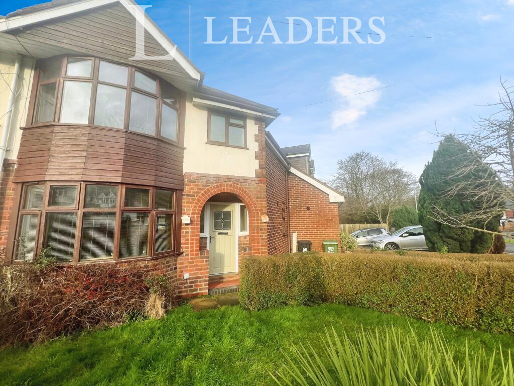 Main image of property: Bromsgrove Road, B97