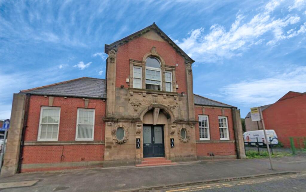 Main image of property: Beal Lane, Shaw