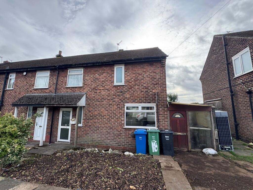 2-bed terraced on Rufford Drive, Whitefield, Manchester, M45, £160,000