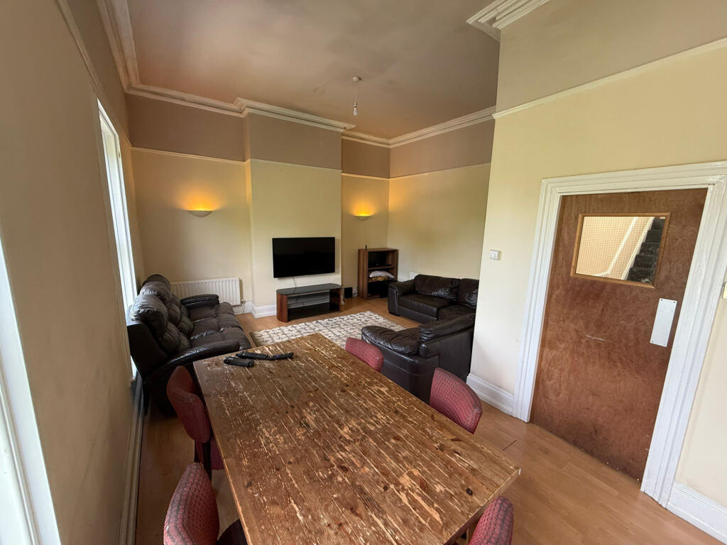 House in Manchester, Greater Manchester - View 4