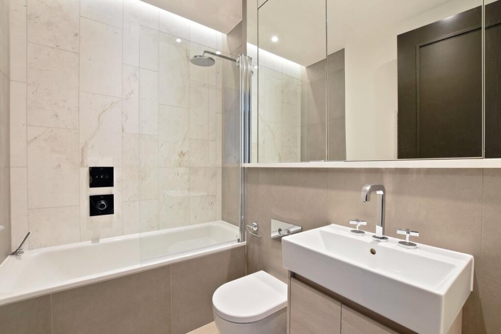 Apartment in London - View 4