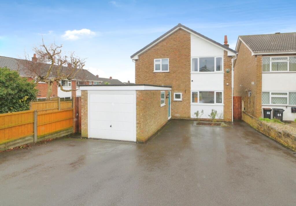 4-bed detached on Beaumont Avenue, Ashby-De-La-Zouch, LE65, £335,000